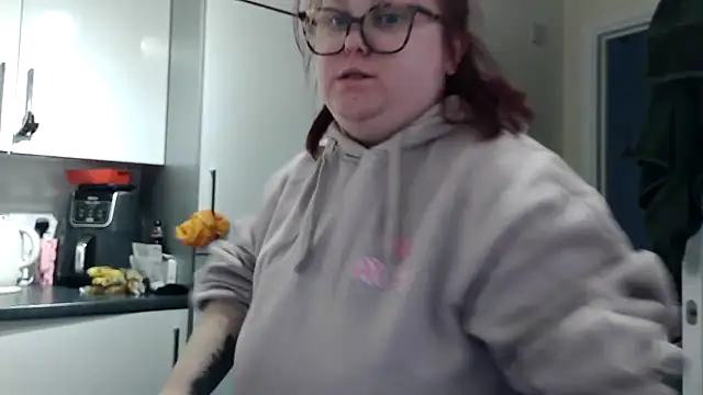 Tallulah-mae-xoxox online show from 03-03-25, 06:44