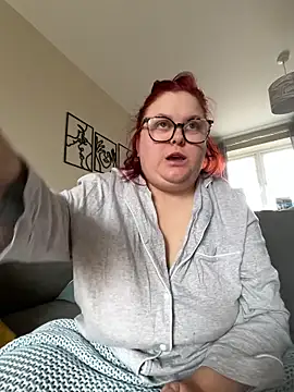 Tallulah-mae-xoxox online show from 03-17-25, 01:08