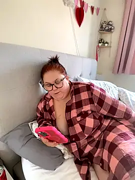 Tallulah-mae-xoxox online show from 09-24-25, 12:19