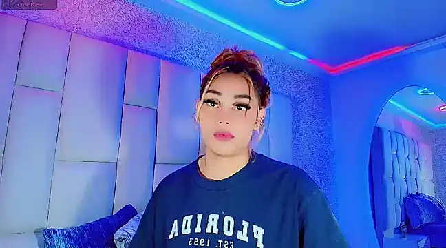 Hallyhott online show from 03-10-25, 07:53