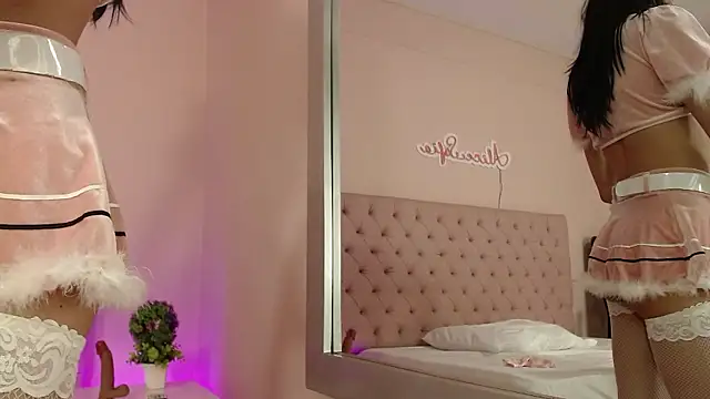 Snapshot of alice_sofia chatting on 01-14-26, 01:50 alice sofia online show from 01-14-26, 01:50