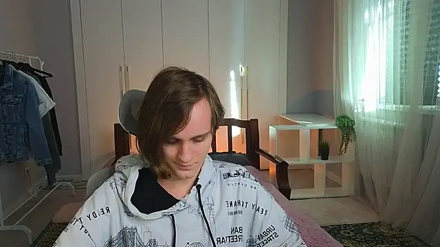 nikompell online show from 03-17-25, 02:30