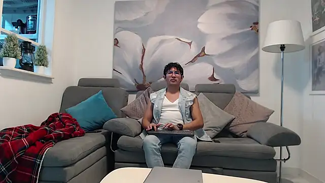 Snapshot of lexxandbusterr chatting on 09-27-25, 10:59 lexxandbusterr online show from 09-27-25, 10:59