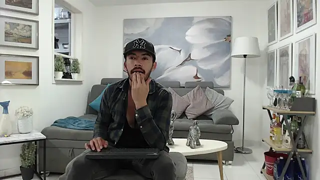 Snapshot of lexxandbusterr chatting on 10-05-25, 12:31 lexxandbusterr online show from 10-05-25, 12:31