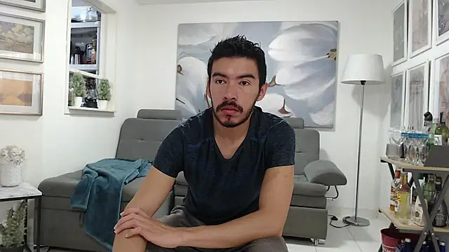 Snapshot of lexxandbusterr chatting on 10-11-25, 06:17 lexxandbusterr online show from 10-11-25, 06:17