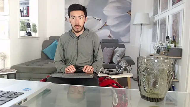 Snapshot of lexxandbusterr chatting on 10-28-25, 04:53 lexxandbusterr online show from 10-28-25, 04:53