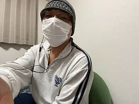 Snapshot of Grandpa29hijii chatting on 02-12-25, 01:27 Grandpa29hijii online show from 02-12-25, 01:27