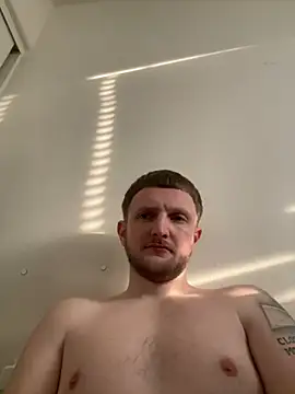 Snapshot of LoveItAllxHnH chatting on 01-25-25, 03:52 LoveItAllxHnH online show from 01-25-25, 03:52