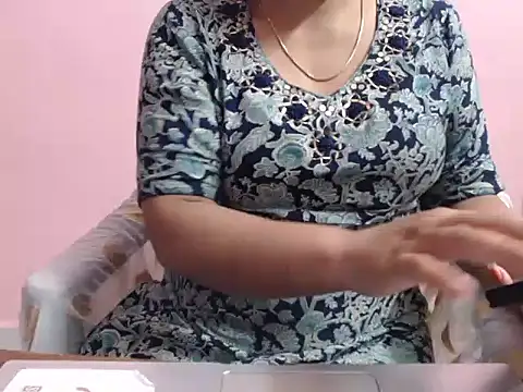 Snapshot of Jannat_ji chatting on 03-22-25, 05:31 Jannat ji online show from 03-22-25, 05:31