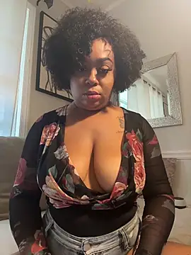 Snapshot of camiliaskye chatting on 09-18-25, 03:14 camiliaskye online show from 09-18-25, 03:14