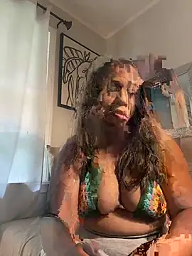 Snapshot of camiliaskye chatting on 09-25-25, 02:32 camiliaskye online show from 09-25-25, 02:32