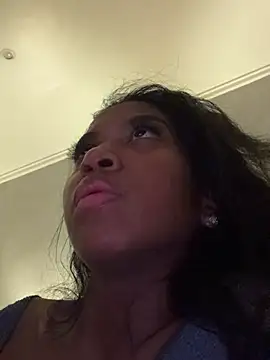 IamCrystal2 online show from 12-11-24, 01:26