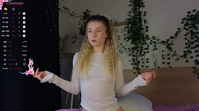 ArianaMur online show from 03-21-25, 05:32