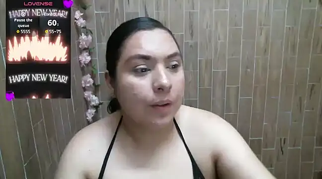 Snapshot of solyeria chatting on 01-07-25, 03:24 solyeria online show from 01-07-25, 03:24