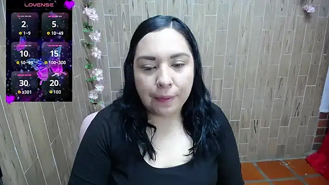 Snapshot of solyeria chatting on 02-06-25, 10:53 solyeria online show from 02-06-25, 10:53