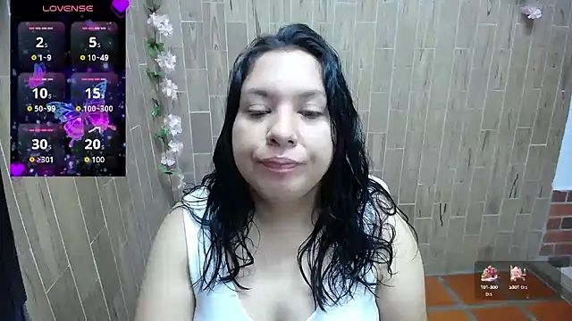 Snapshot of solyeria chatting on 02-07-25, 03:41 solyeria online show from 02-07-25, 03:41