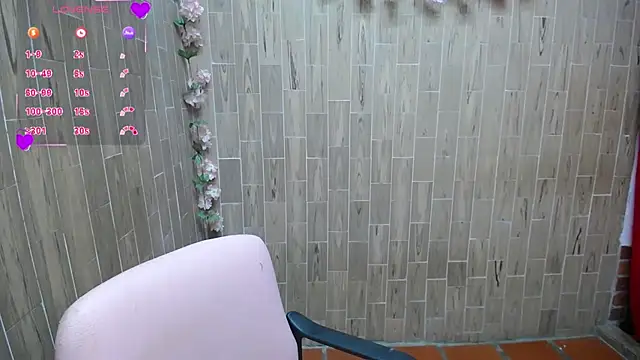 Snapshot of solyeria chatting on 10-11-25, 09:24 solyeria online show from 10-11-25, 09:24