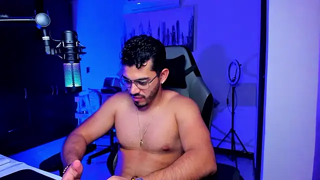 BrunoD31 online show from 10-29-25, 04:37