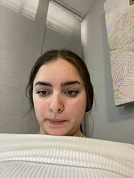 Snapshot of imlindapink chatting on 02-13-25, 05:01 imlindapink online show from 02-13-25, 05:01