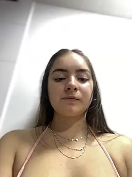 Snapshot of imlindapink chatting on 02-17-25, 08:04 imlindapink online show from 02-17-25, 08:04