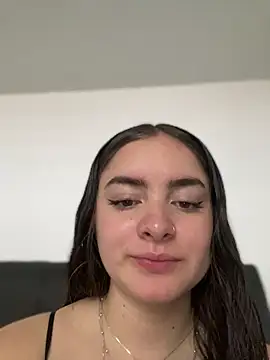 Snapshot of imlindapink chatting on 02-18-25, 02:49 imlindapink online show from 02-18-25, 02:49