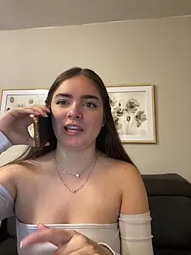 Snapshot of imlindapink chatting on 03-21-25, 04:18 imlindapink online show from 03-21-25, 04:18