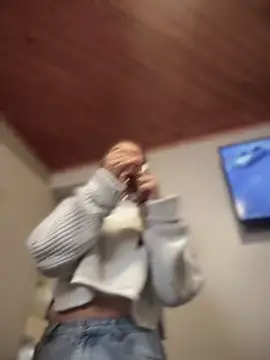 Snapshot of imlindapink chatting on 09-12-25, 06:41 imlindapink online show from 09-12-25, 06:41