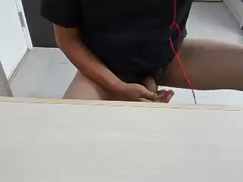 XiaoGuoGuo284512 online show from 12-21-24, 04:41