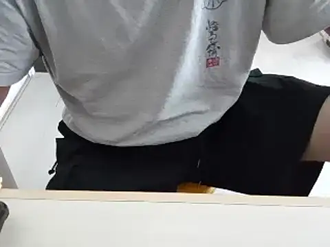 XiaoGuoGuo284512 online show from 01-05-25, 06:35