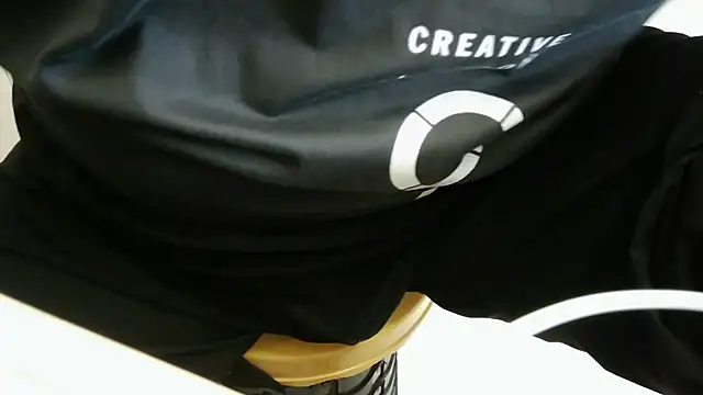 XiaoGuoGuo284512 online show from 02-04-26, 07:03