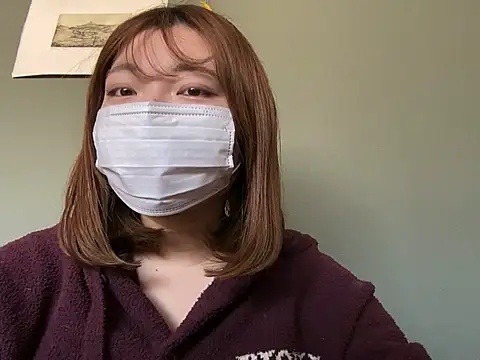 Snapshot of _Yui_ chatting on 01-15-25, 03:11 Yui online show from 01-15-25, 03:11