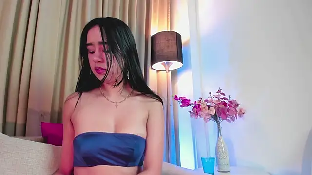 LaraGoldd online show from 02-11-25, 12:38