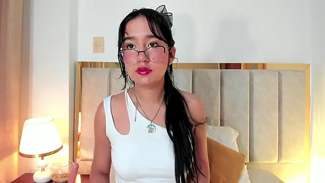 LaraGoldd online show from 09-19-25, 12:34