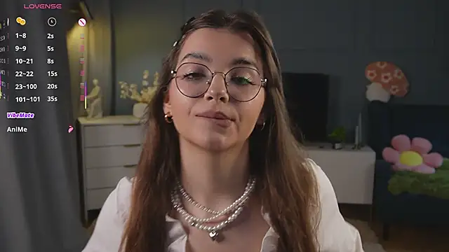 Snapshot of FlairEdgin chatting on 10-09-25, 07:12 FlairEdgin online show from 10-09-25, 07:12