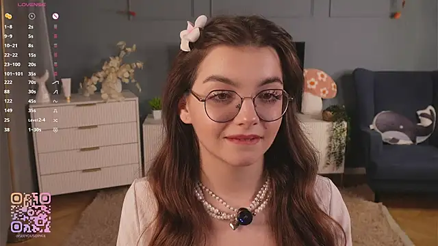 Snapshot of FlairEdgin chatting on 11-29-25, 07:17 FlairEdgin online show from 11-29-25, 07:17