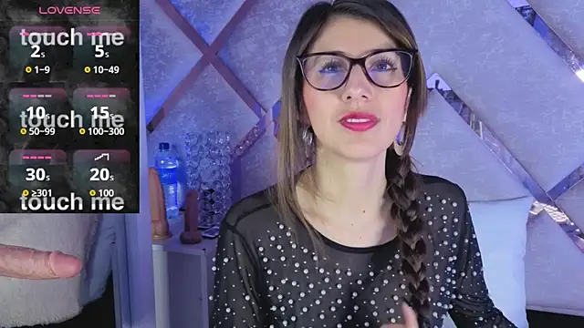 Snapshot of _jade_white_ chatting on 02-07-26, 01:37 jade white online show from 02-07-26, 01:37