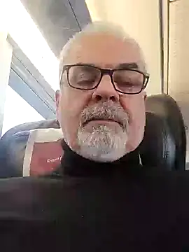 Satiro Sevilla online show from 12-26-24, 03:31