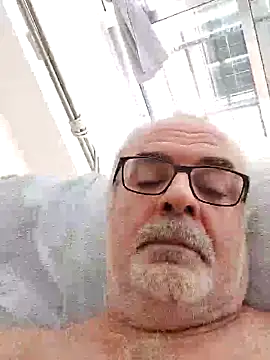 Satiro Sevilla online show from 09-09-25, 01:21