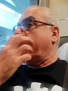 Satiro Sevilla online show from 09-25-25, 07:45