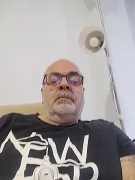 Satiro Sevilla online show from 11-13-25, 09:08