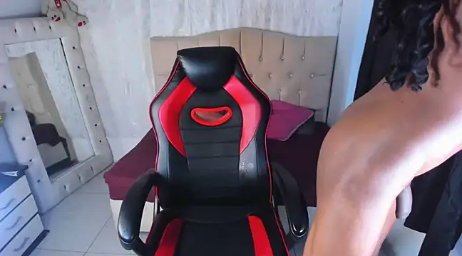 Strella ferrera online show from 02-25-25, 05:08