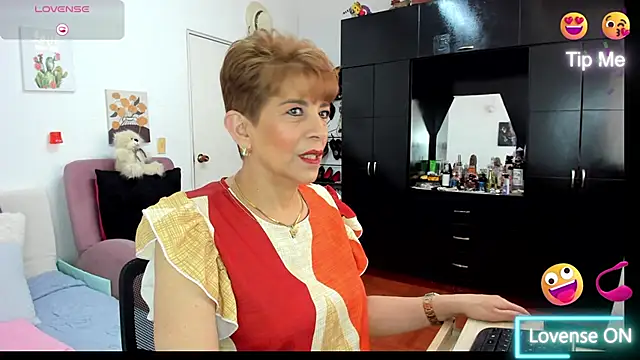 Angelina Stone 65 online show from 12-16-25, 04:23