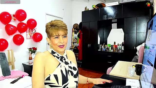 Angelina Stone 65 online show from 02-16-26, 09:22