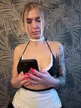 BlueEyesCarole online show from 03-05-25, 04:02