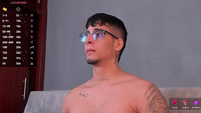 Snapshot of iamcamiloo_ chatting on 01-16-25, 07:17 iamcamiloo  online show from 01-16-25, 07:17