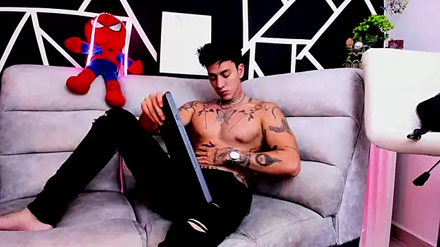 JUSTIN FULLER1 online show from 03-13-25, 01:21