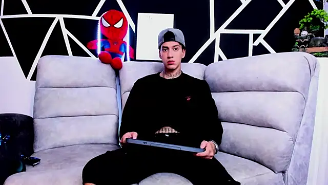 JUSTIN FULLER1 online show from 03-22-25, 06:36