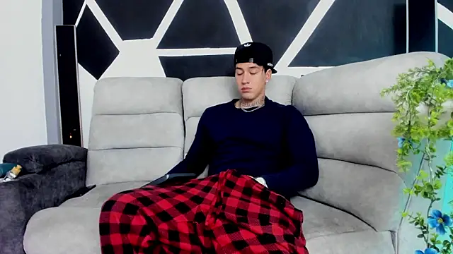 JUSTIN FULLER1 online show from 11-09-25, 07:01