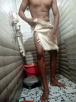 Snapshot of MrNick74 chatting on 03-13-25, 03:33 MrNick74 online show from 03-13-25, 03:33