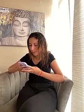 Snapshot of im_lorein chatting on 02-17-25, 01:53 im lorein online show from 02-17-25, 01:53